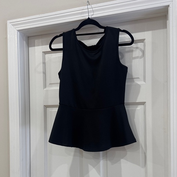 NWT Forever 21 early 2010s Elegant Black Sleeveless Peplum Top - Picture 2 of 7